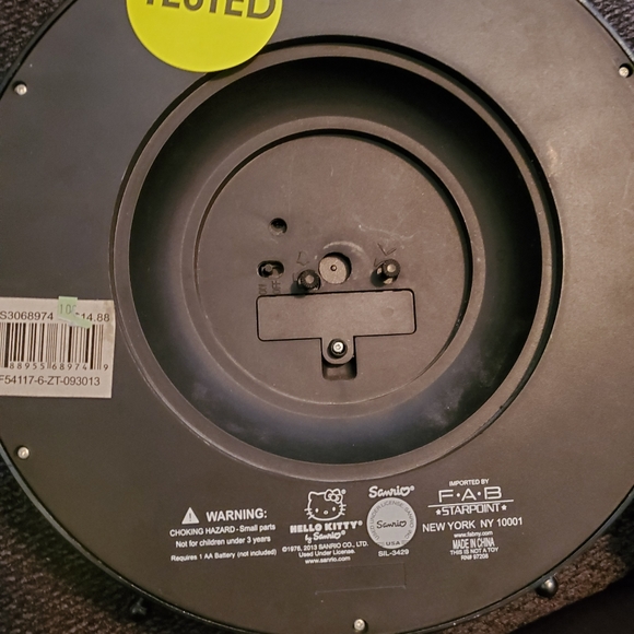 Hello kitty clock - Picture 2 of 2